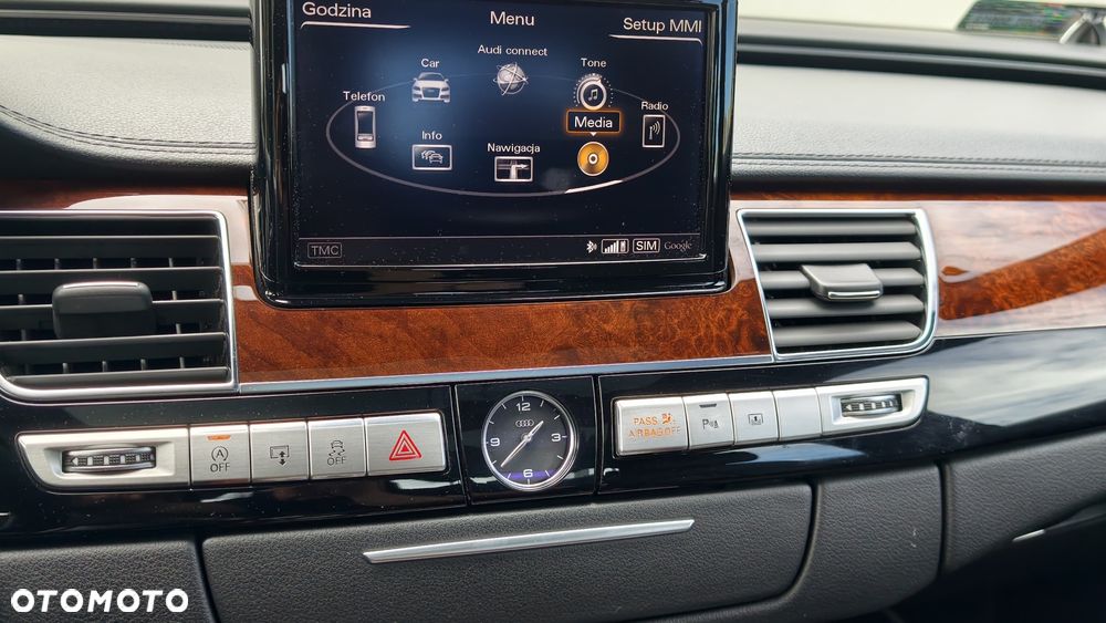 Audi A8 4.0 TFSI Quattro tiptronic - 24