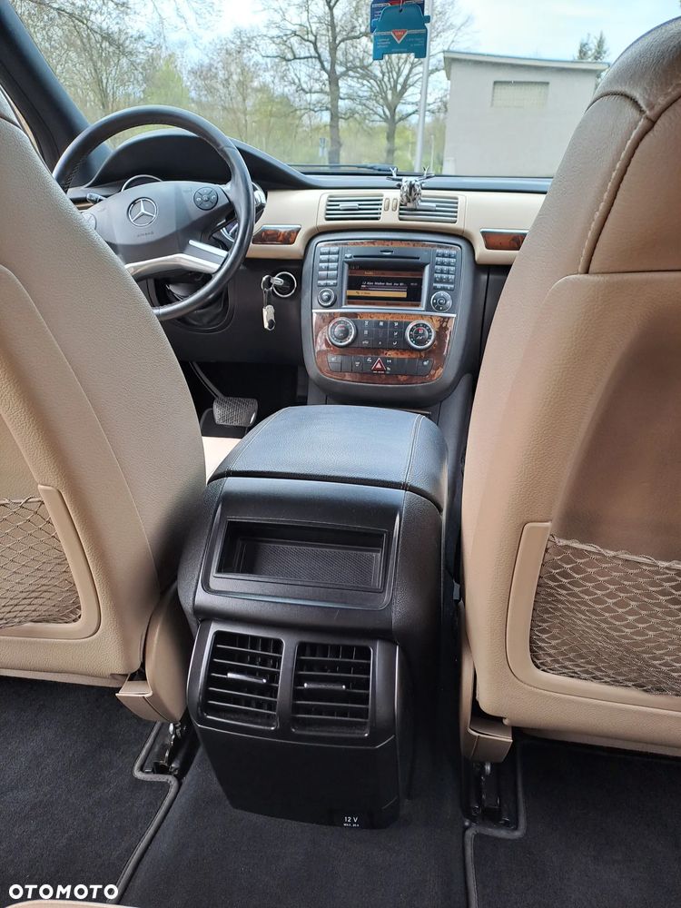 Mercedes-Benz Klasa R 300 CDI 4-Matic - 12