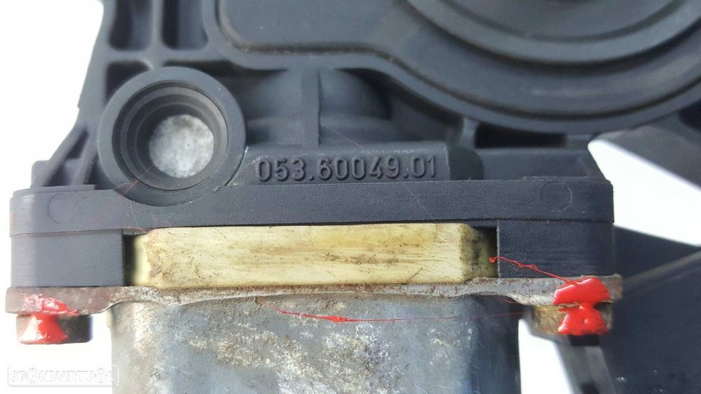 MOTOR ELEVADOR FRENTE ESQUERDO MERCEDES CLASE S (W220) BERLINA 320 CDI (220.026) - 4