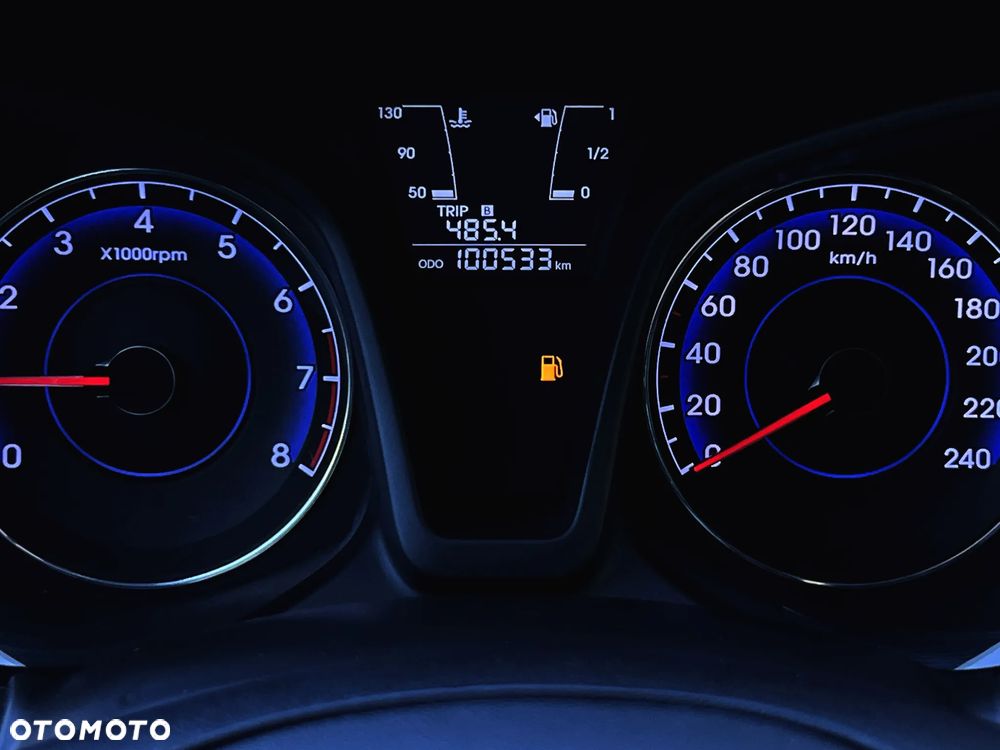 Hyundai ix20 1.4 Comfort - 21