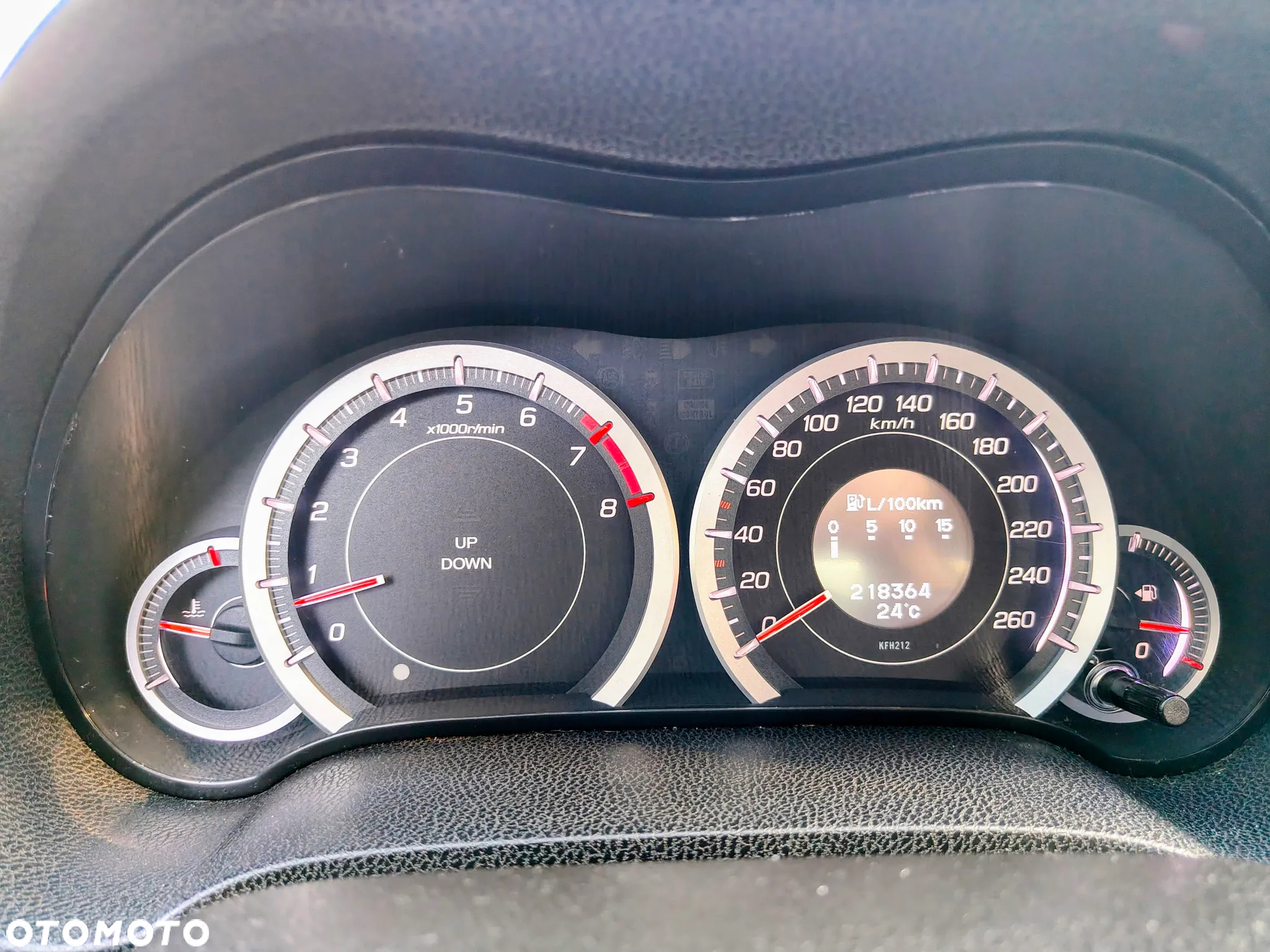 Honda Accord 2.0 Lifestyle - 18