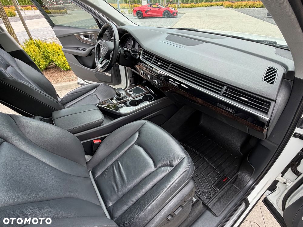 Audi Q7 3.0 TFSI Quattro Tiptronic - 17
