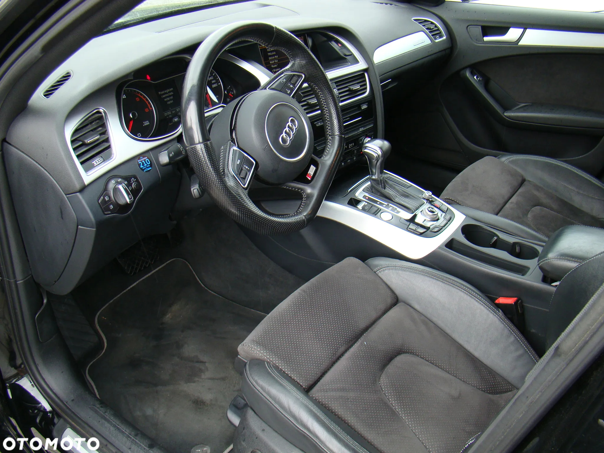 Audi A4 Avant 2.0 TDI DPF quattro S tronic S line Sportpaket - 23