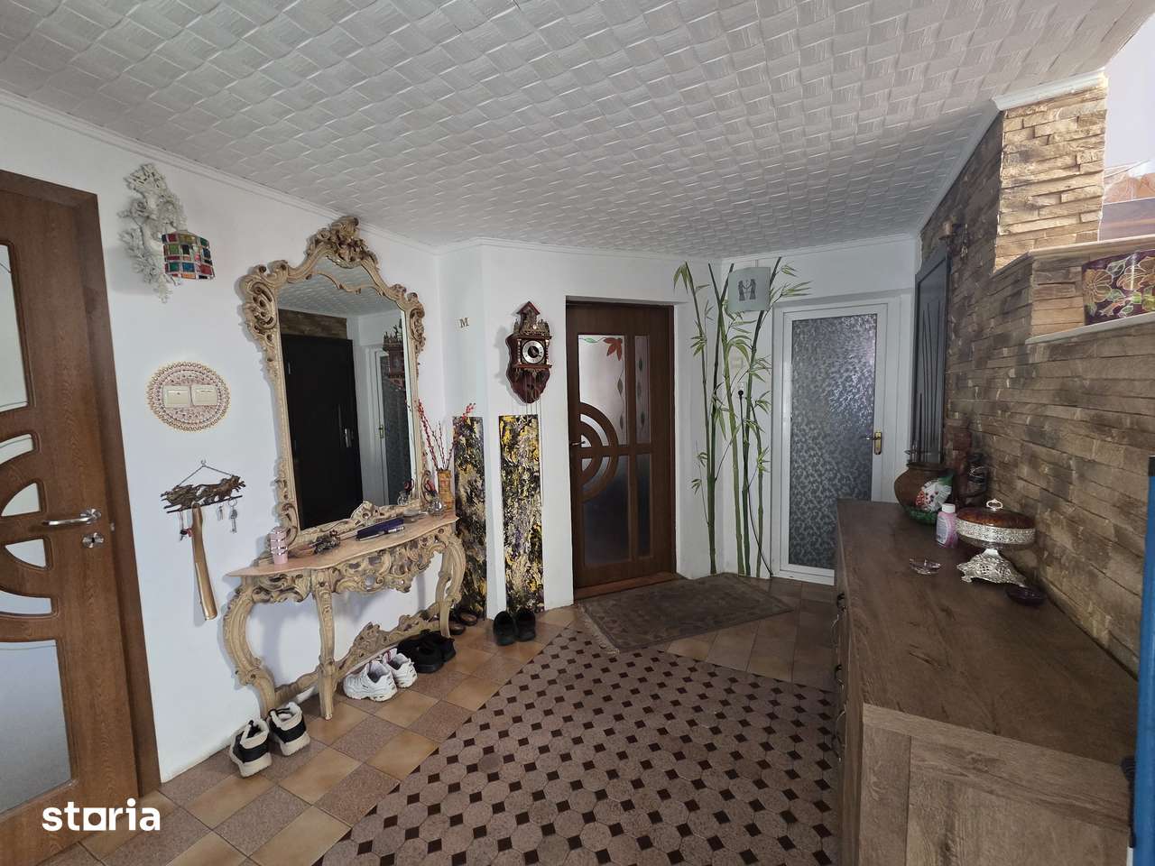Casa P+M zona linistita Adjud - Imagine principală: 4/16