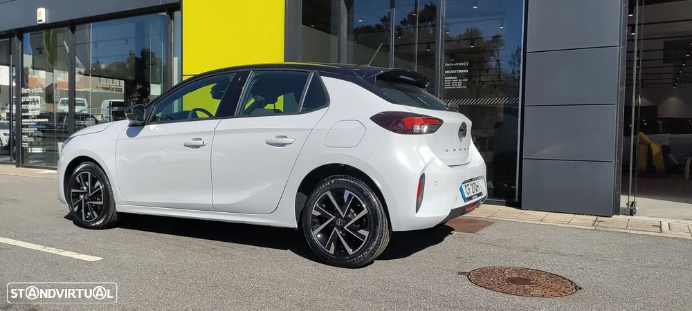 Opel Corsa 1.2 T GS - 3