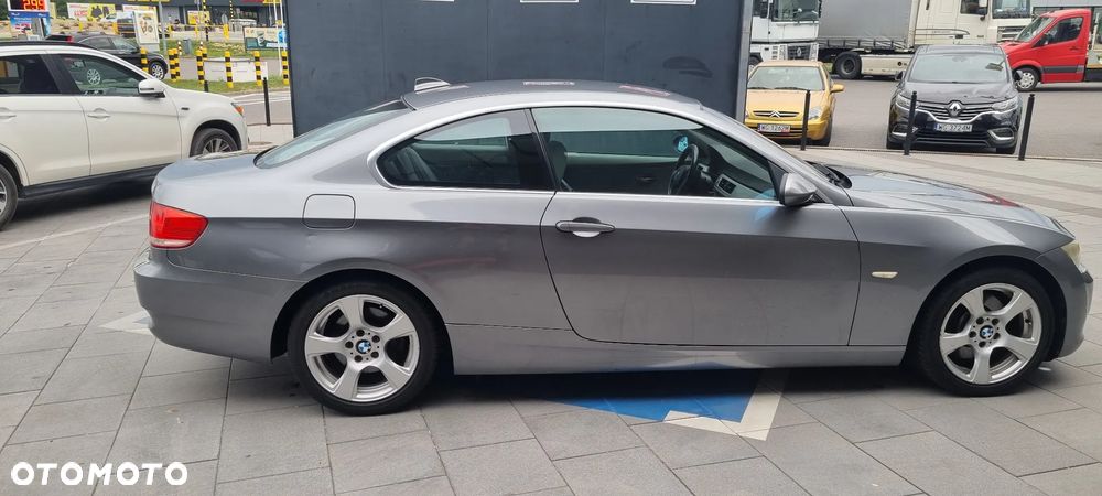 BMW Seria 3 325xi - 1