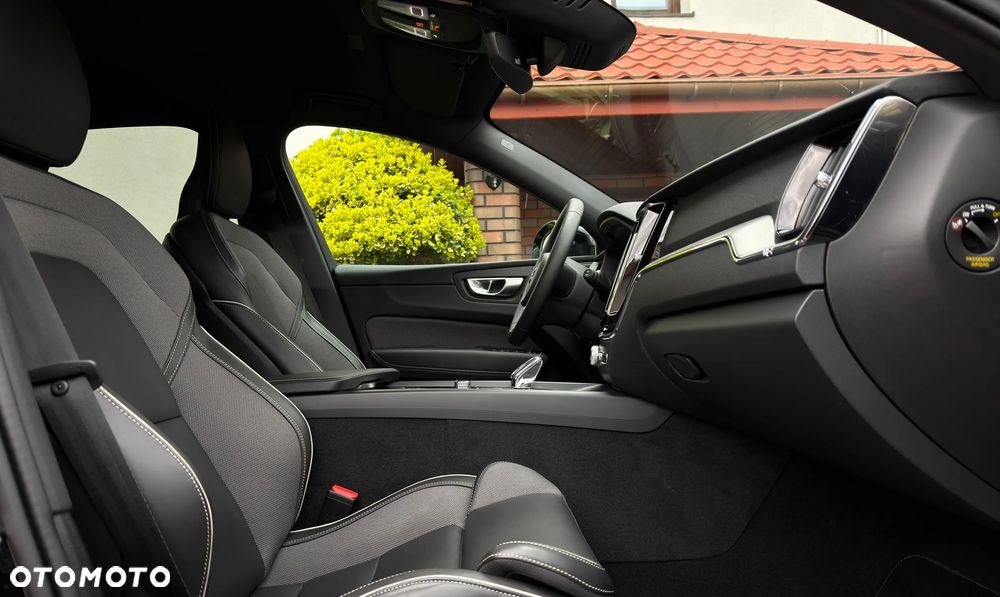 Volvo XC 60 B4 D Geartronic RDesign - 9