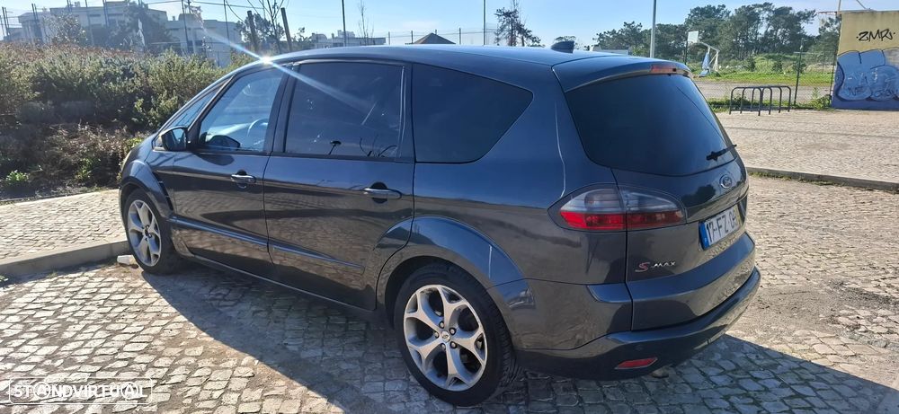 Ford S-Max 2.0 TDCi Titanium 7L - 5