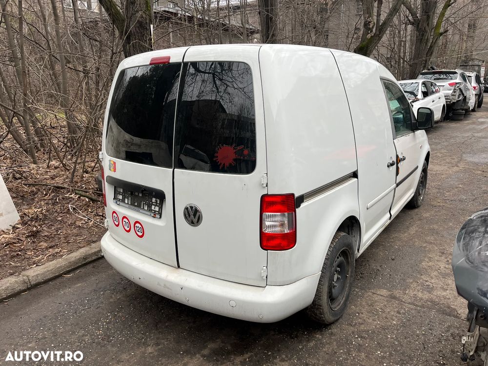 Dezmembrez VW Volkswagen Caddy 2010 alb 1,4 benzina BUD - 16