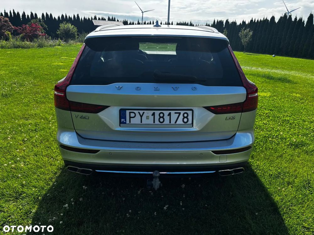 Volvo V60 D3 Momentum Pro - 4