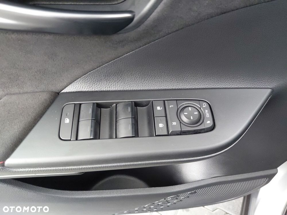 Toyota C-HR - 20