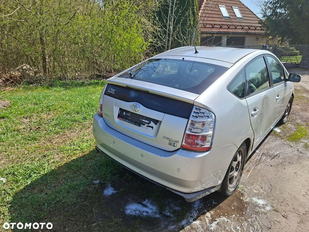 Toyota Prius 1.5 VVT-i Sol - 6