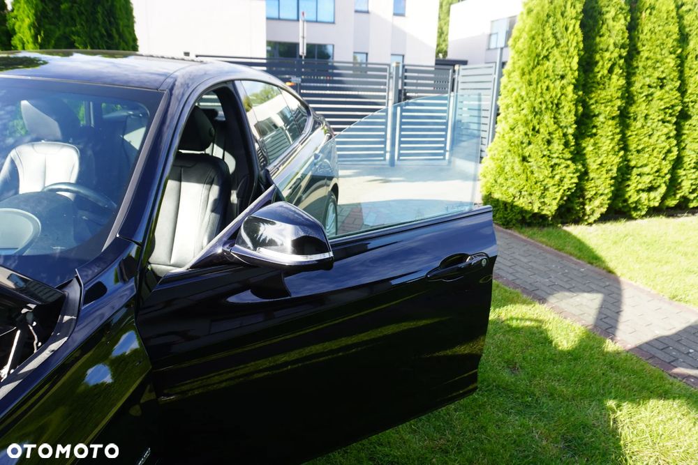 BMW 3GT 330d Sport-Aut Luxury Line - 25
