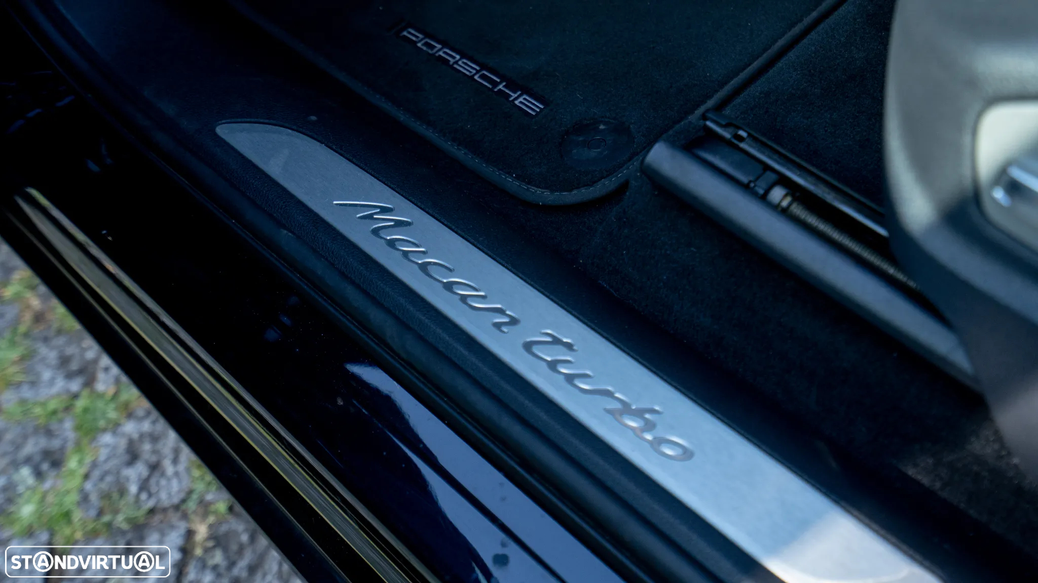 Porsche Macan Turbo - 25