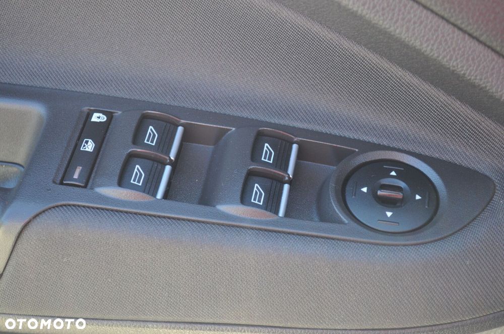 Ford Grand C-MAX - 16