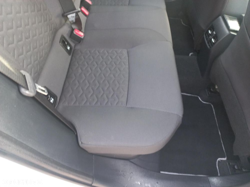 Toyota Corolla 1.8 Hybrid Comfort - 11