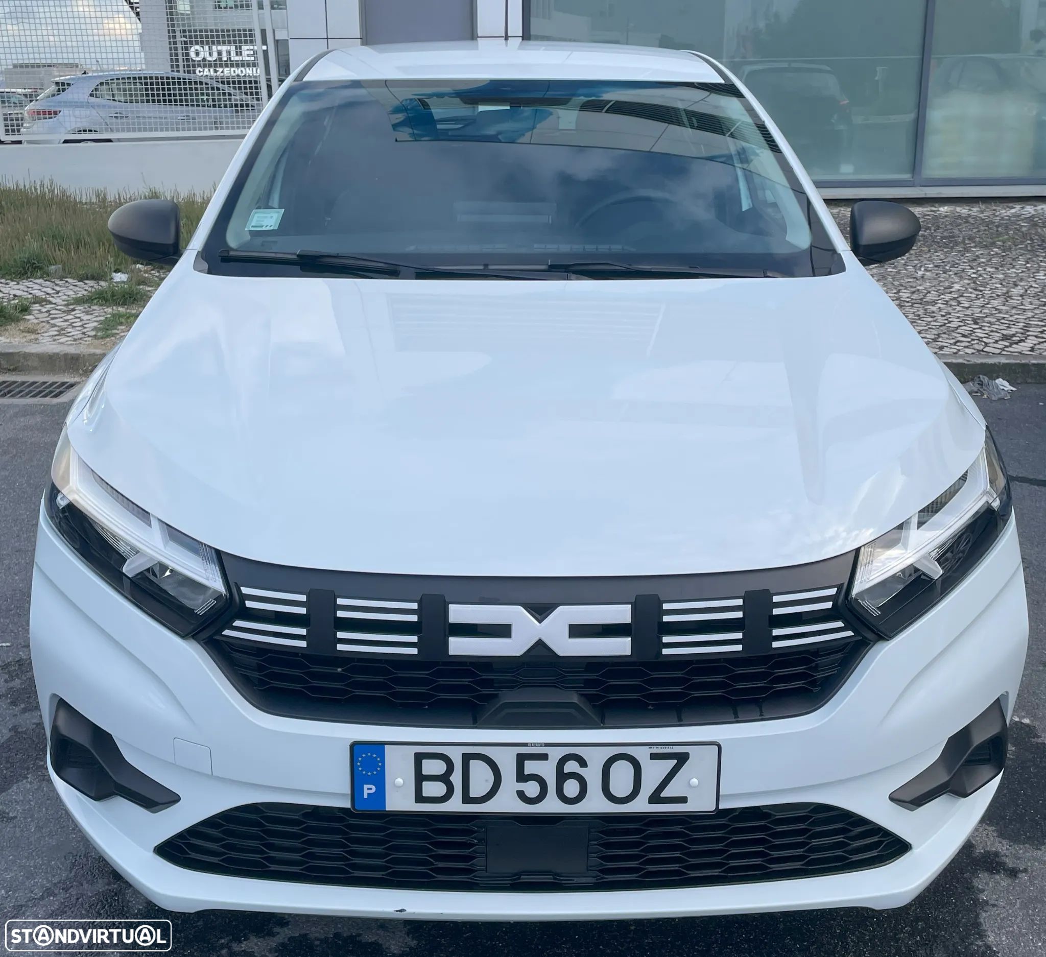 Dacia Sandero 1.0 SCe Essential - 1
