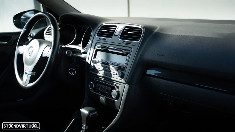 VW Golf 2.0 TDI DPF DSG Style - 29