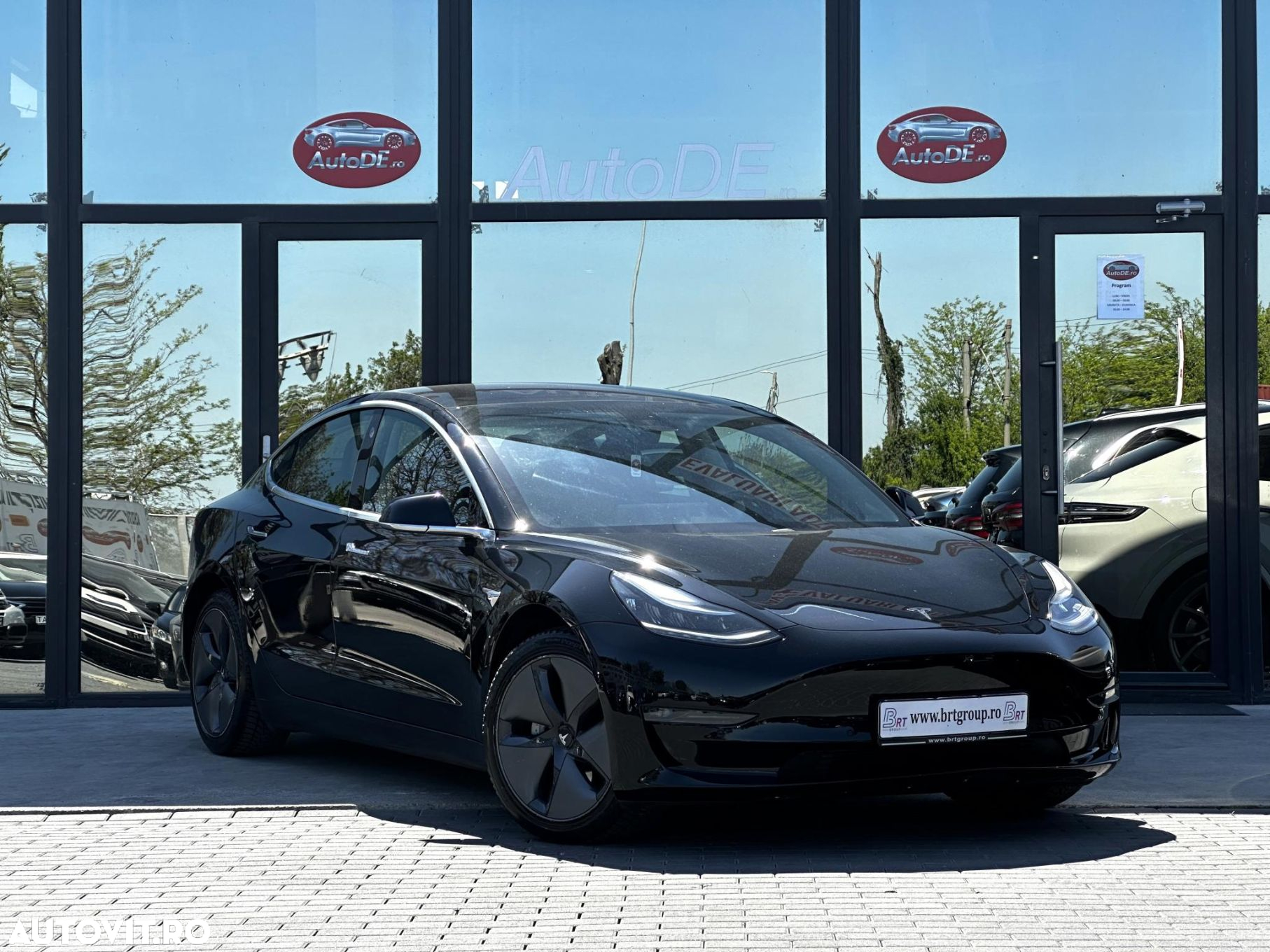 Tesla Model 3 - 2