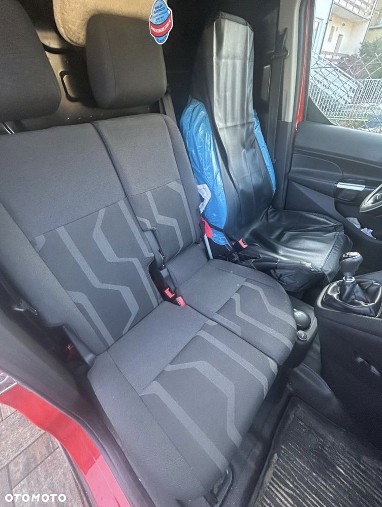 Ford Transit Connect - 8