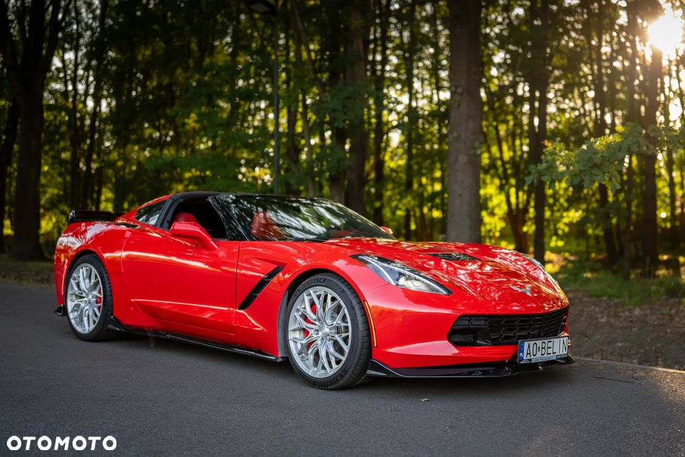 Chevrolet Corvette - 3
