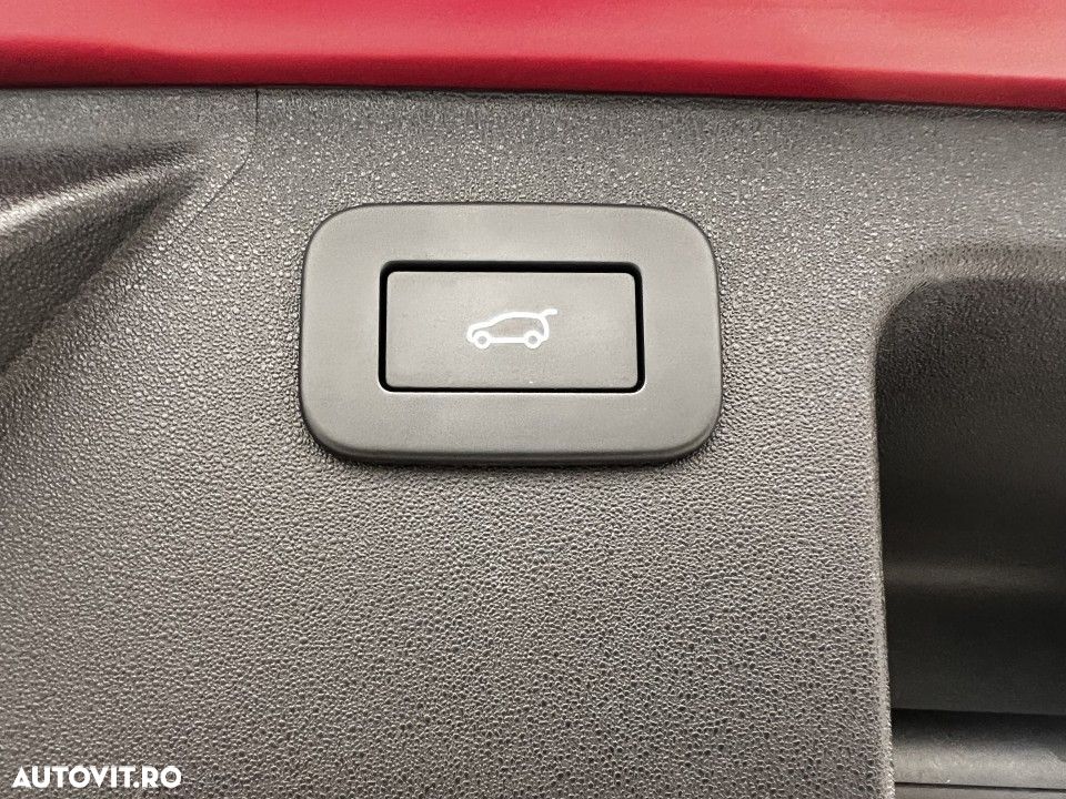 Land Rover Discovery Sport - 30