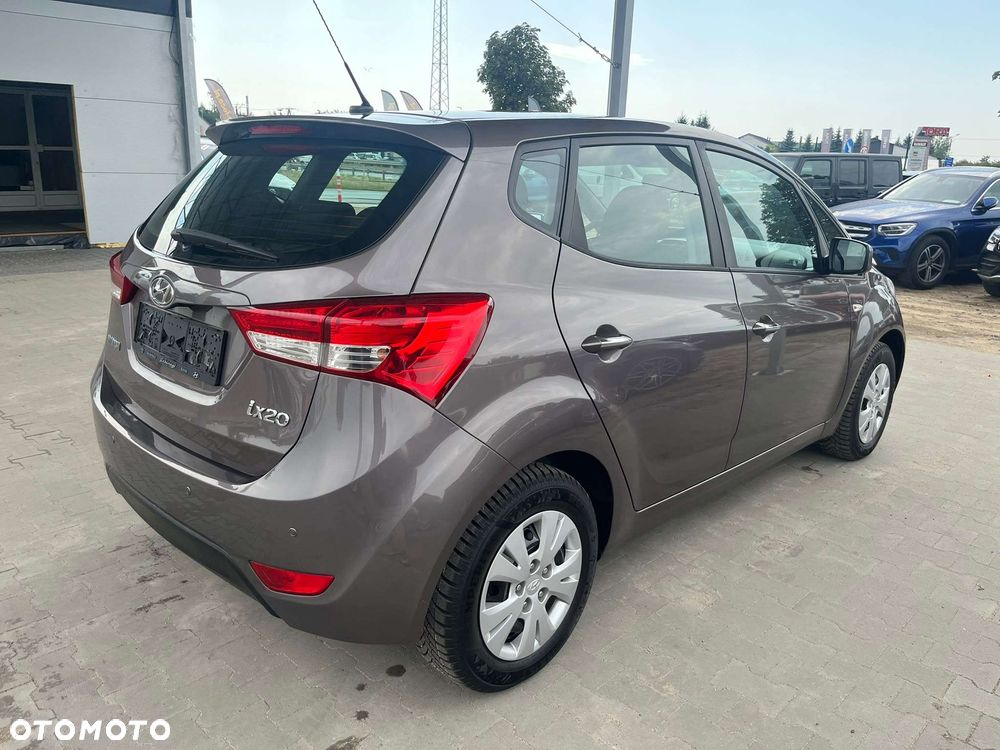 Hyundai ix20 1.4 blue Comfort - 4