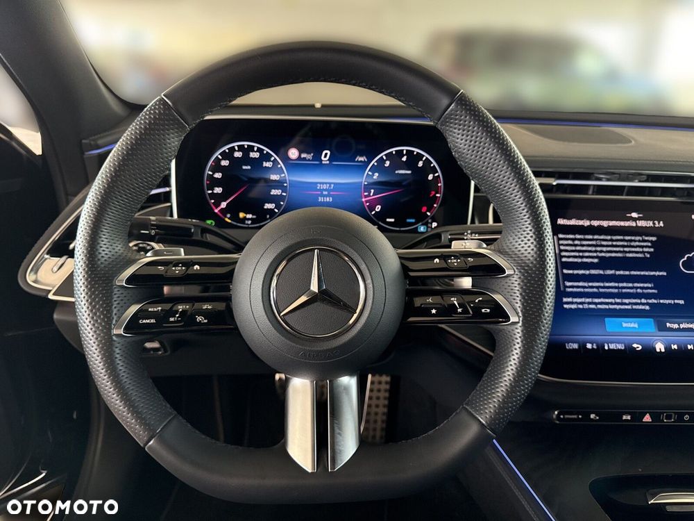 Mercedes-Benz Klasa E - 12