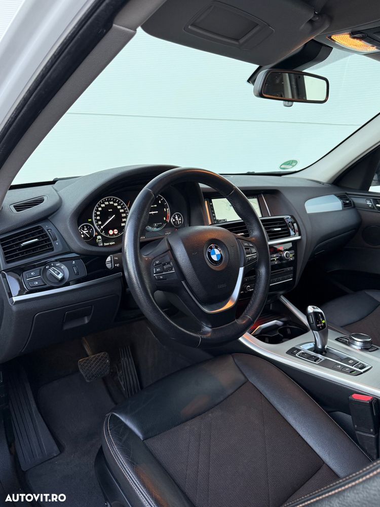 BMW X3 xDrive20d AT xLine - 12