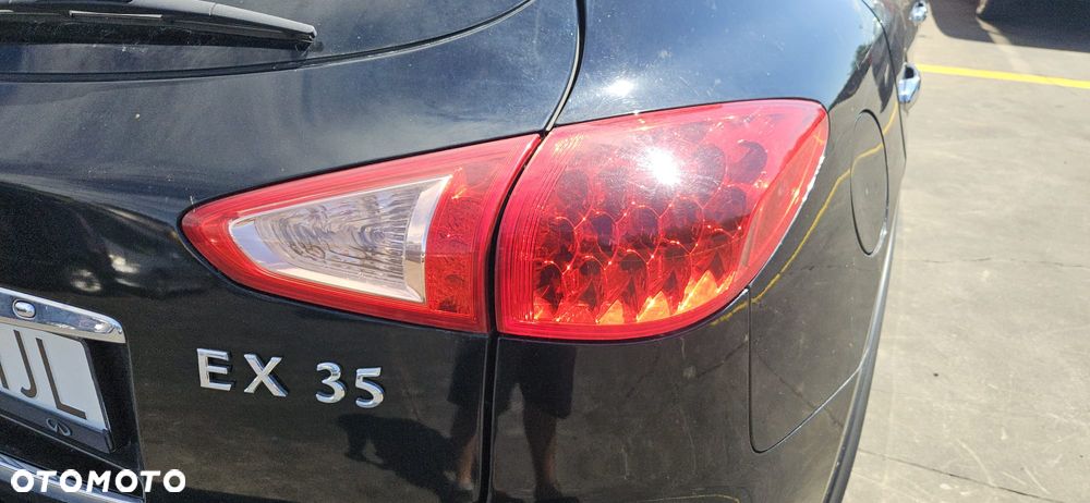 INFINITI EX35 3.5 VQ35HR 08-13 - LAMPKA PODSUFITKI OŚWIETLENIE WNĘTRZA KABINY - 12