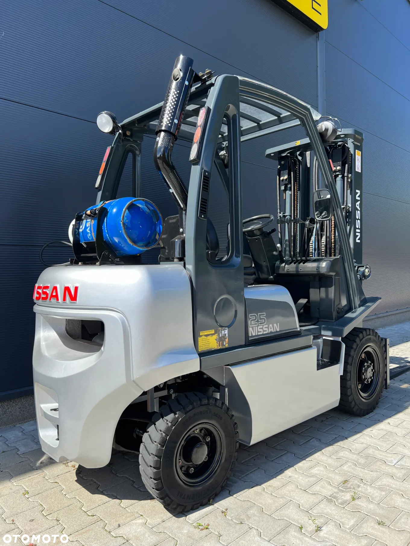 Nissan UD02A25PQ - 6