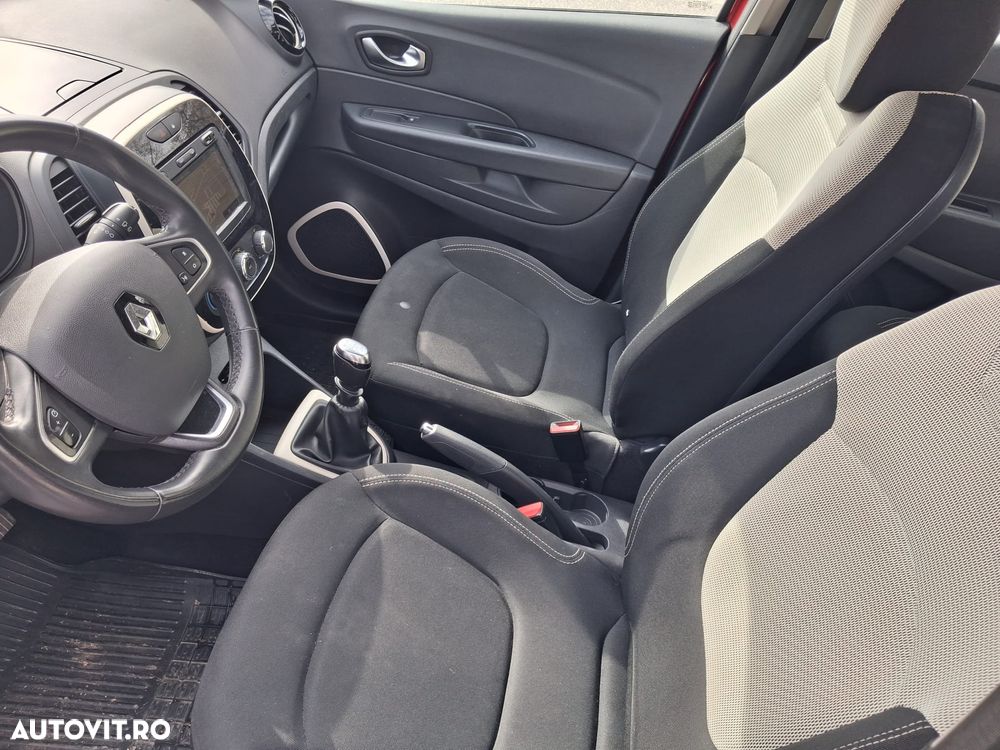 Renault Captur TCe GPF Red Edition - 19
