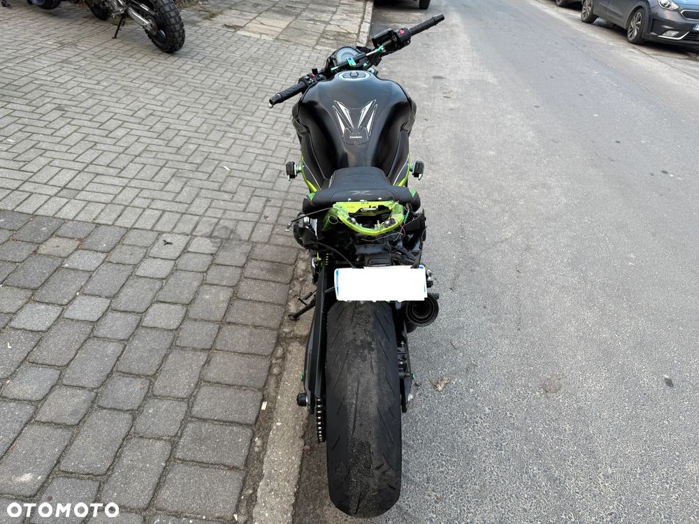 Kawasaki Z 900 - 5