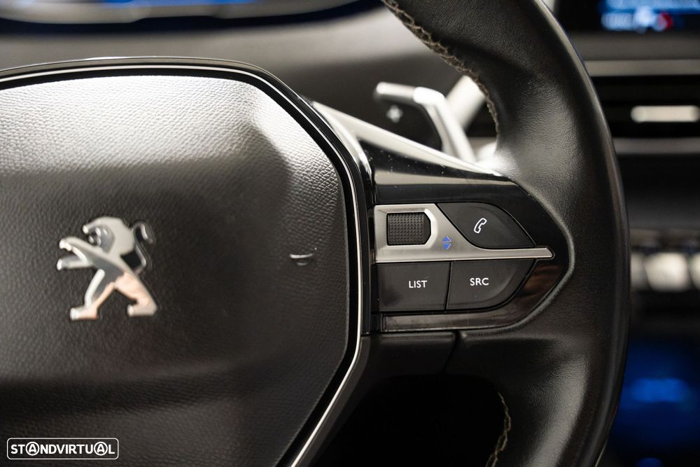 Peugeot 5008 1.2 PureTech Allure EAT8 - 19