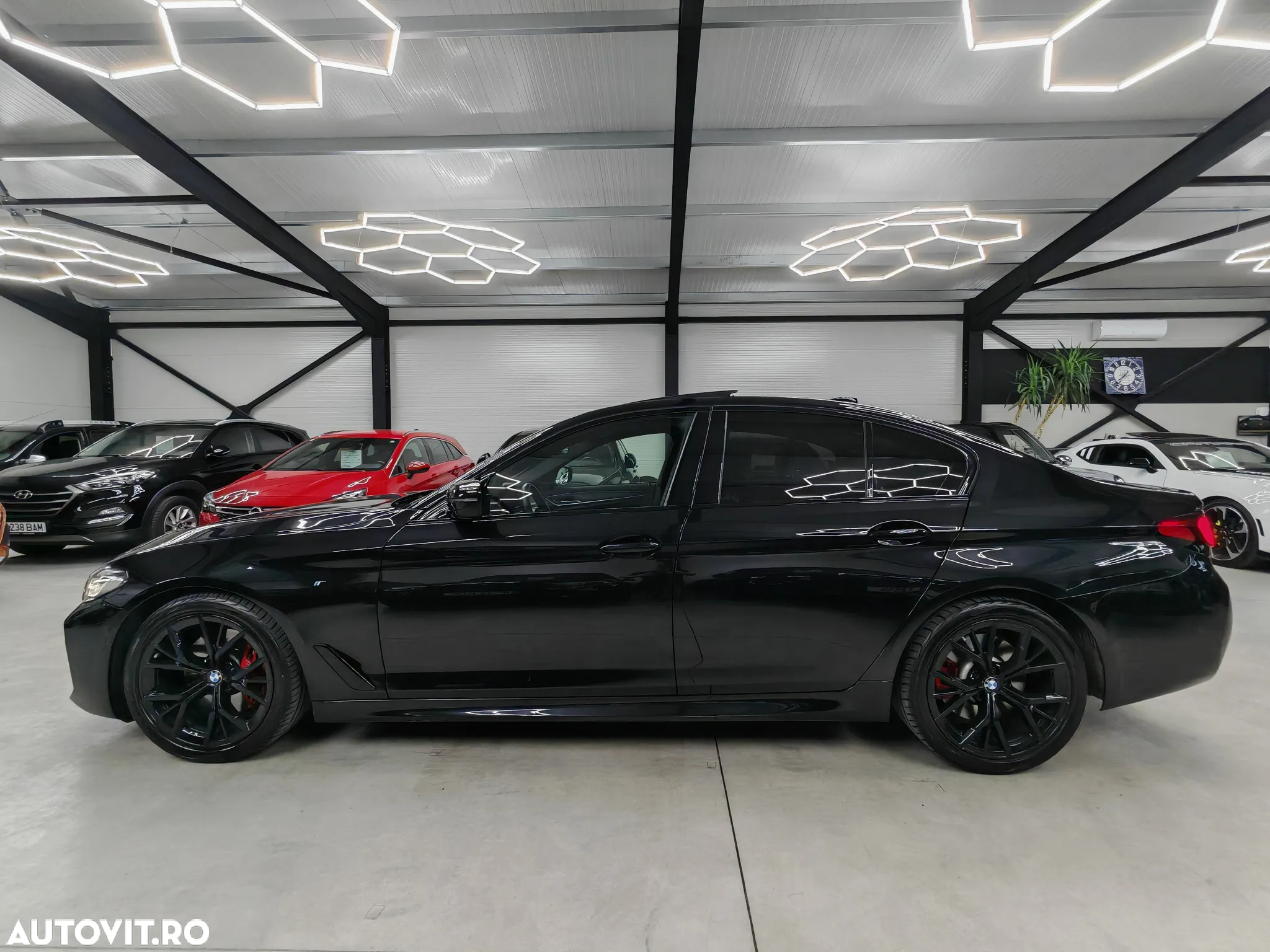 BMW Seria 5 530i Aut. M Sport Edition - 6