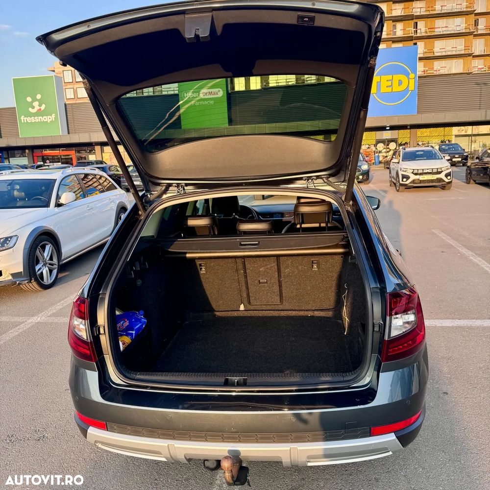 Skoda Octavia 2.0 TDI 4X4 DSG Scout - 10