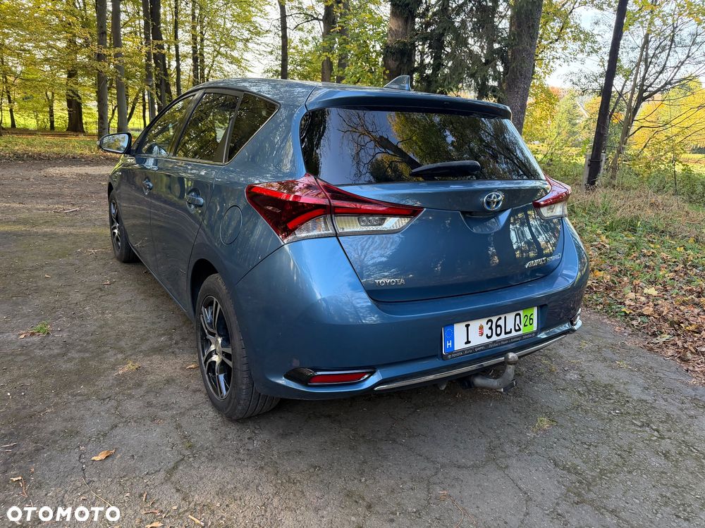 Toyota Auris 1.8 HSD Luna - 4