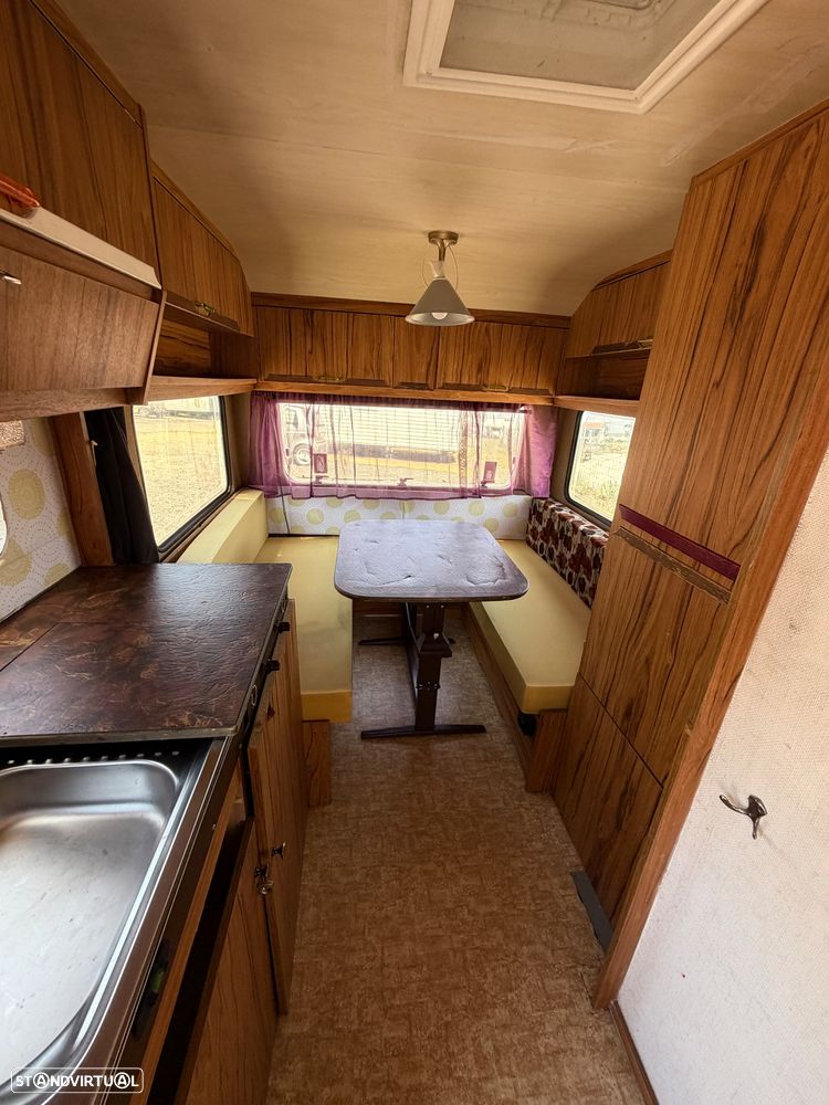 Outra não listada Caravana Nacional caravana vintege ideal para pequenos espacos equipada - 9
