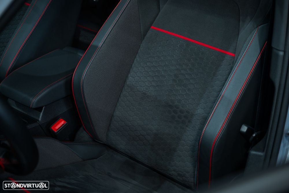 VW Golf 2.0 TSI OPF DSG GTI Clubsport - 12