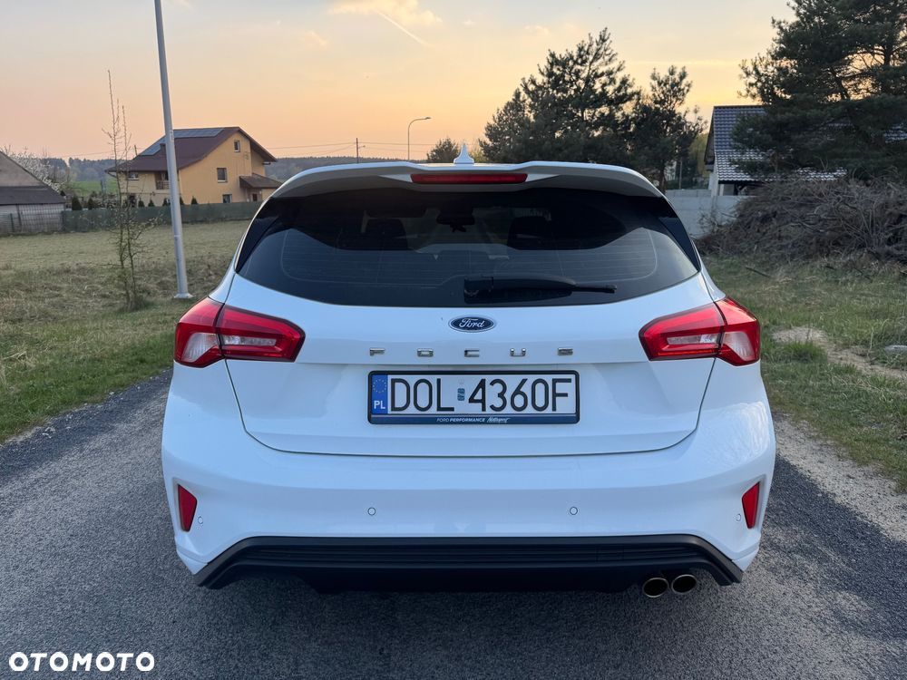 Ford Focus 1.5 EcoBlue Start-Stopp-System ST-LINE - 8