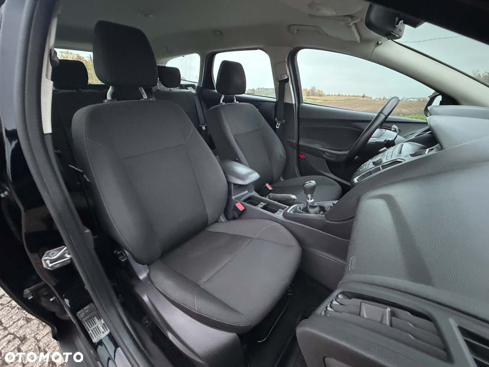 Ford Focus - 17