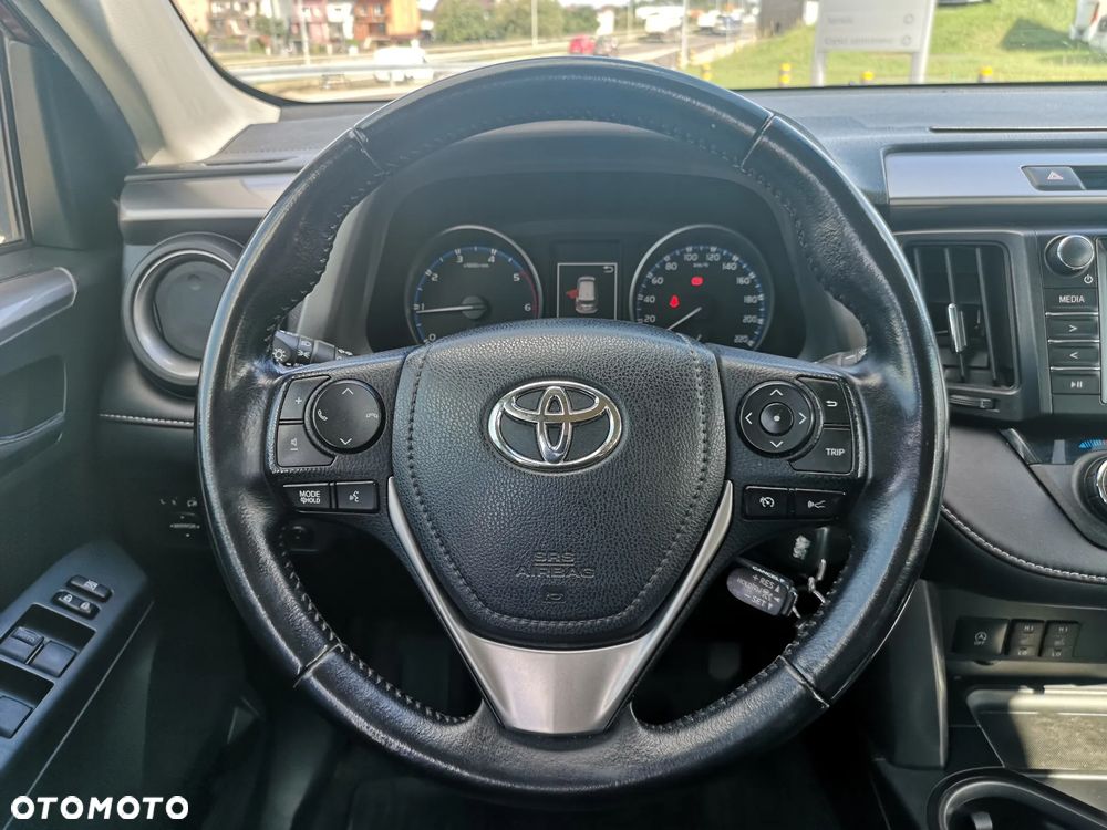 Toyota RAV4 2.0 D-4D Premium 4x2 - 16