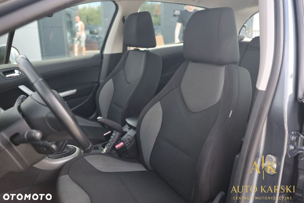 Peugeot 308 - 30