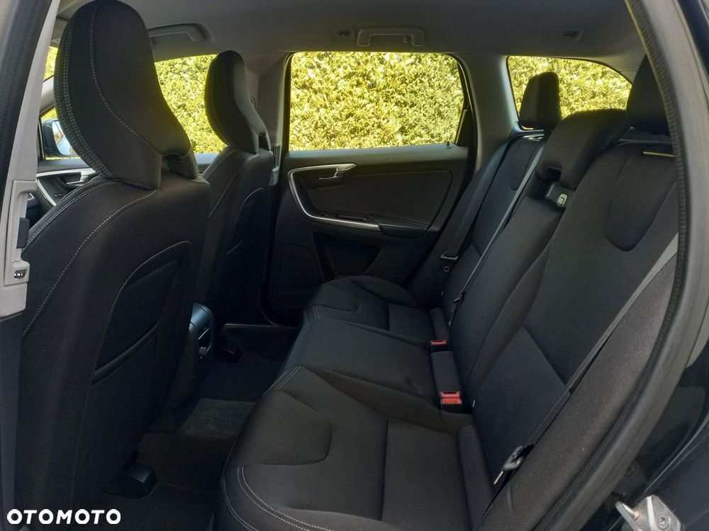 Volvo XC 60 D3 Momentum - 26