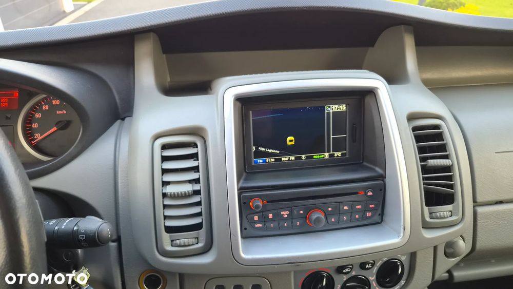 Opel Vivaro Tour Elegance L1H1 - 15