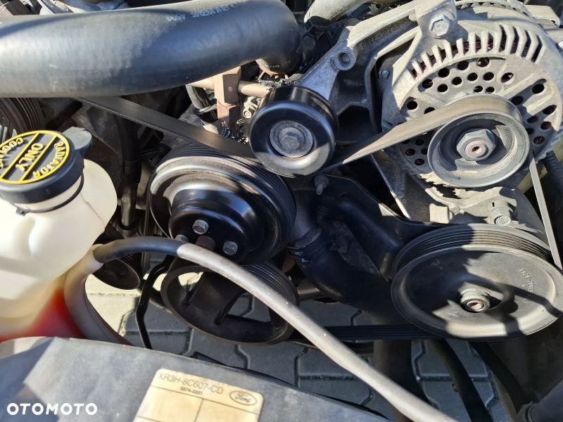 Ford Mustang 4.0 V6 - 29