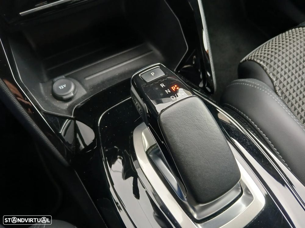 Peugeot e-2008 GT - 34