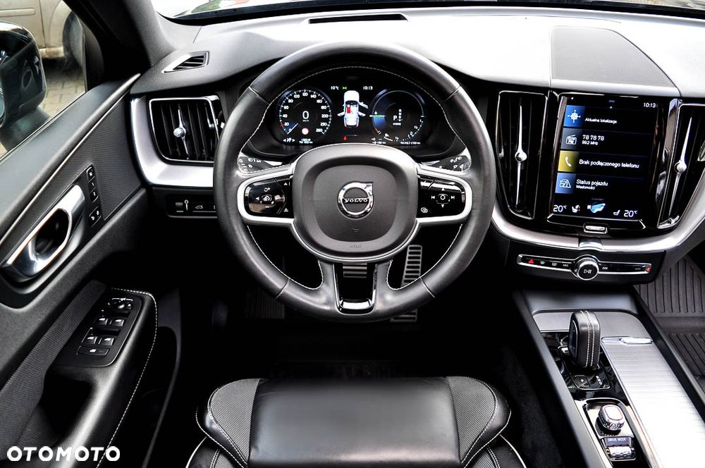 Volvo XC 60 T6 AWD Recharge Geartronic RDesign - 26