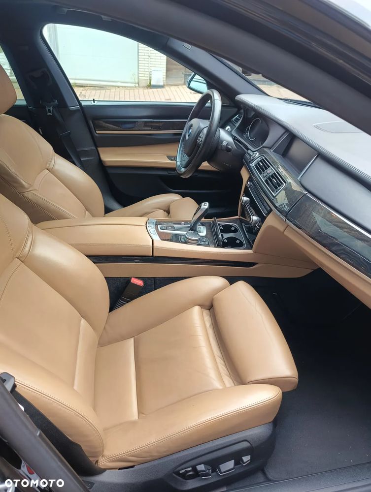 BMW Seria 7 730d xDrive - 5