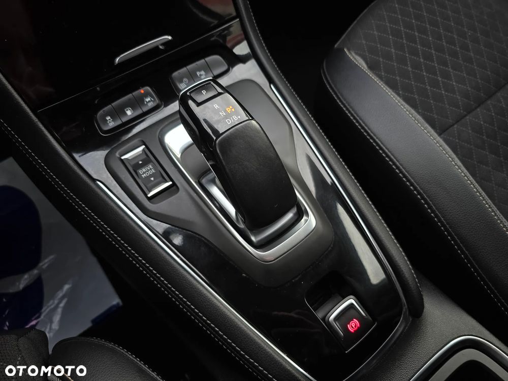 Opel Grandland X 1.6 DI Start/Stop Business Elegance - 30